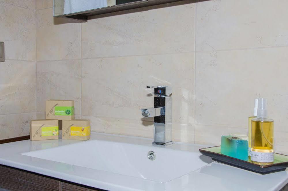 Angelos House Spa & Hammam Arkhondiki ภายนอก รูปภาพ